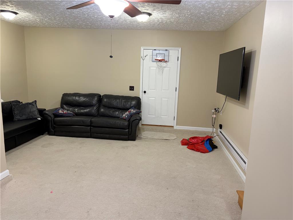 215 Larch Oval Property Photo 33