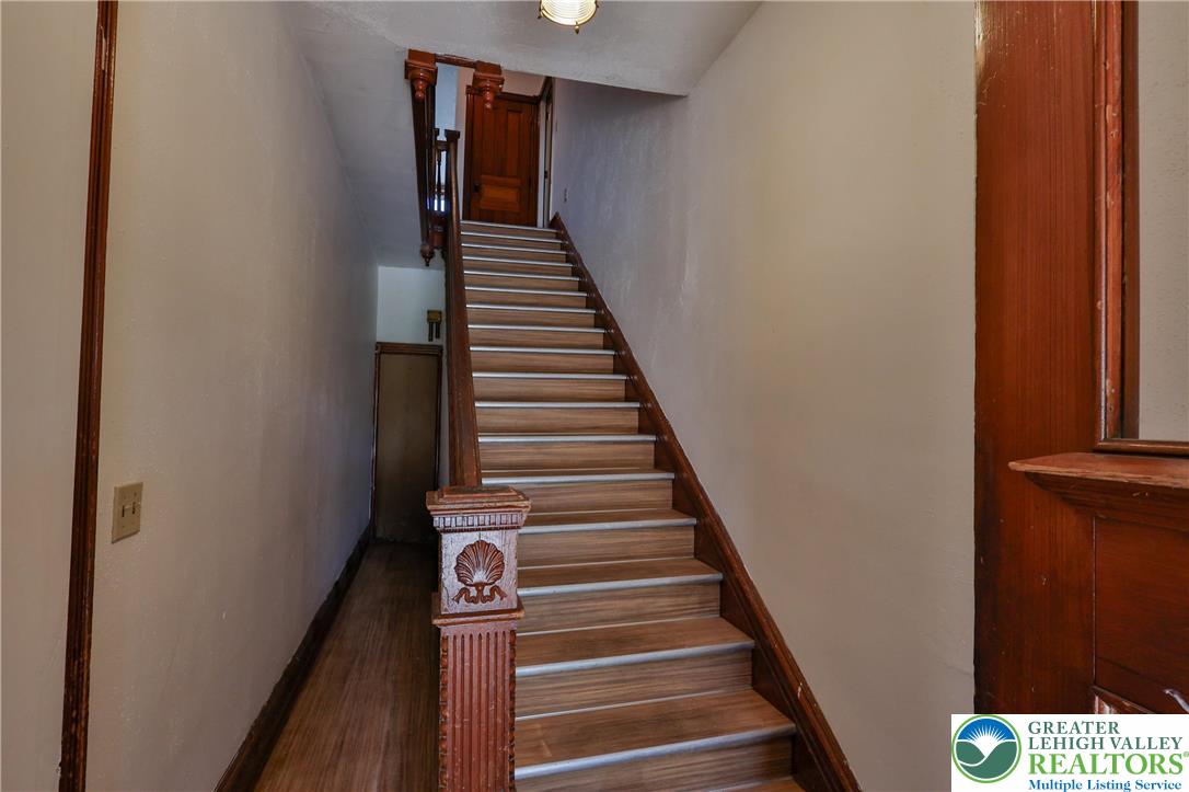 55 South 2nd Street Property Photo 7