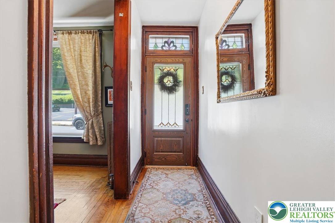 169 West Broadway Property Photo 2