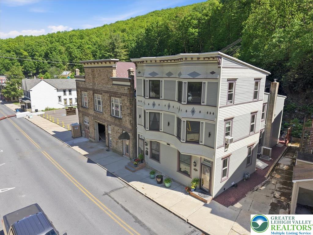 169 West Broadway Property Photo 36