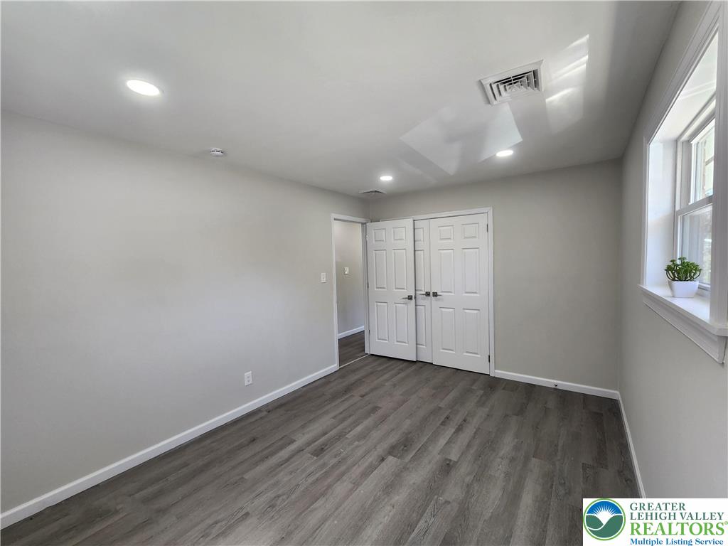 2556 North Delaware Drive Property Photo 19