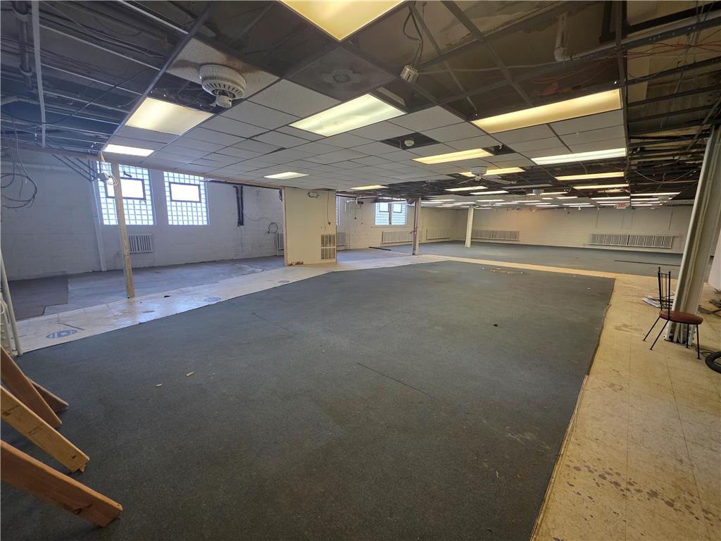 1401 Broadway A Property Photo 3
