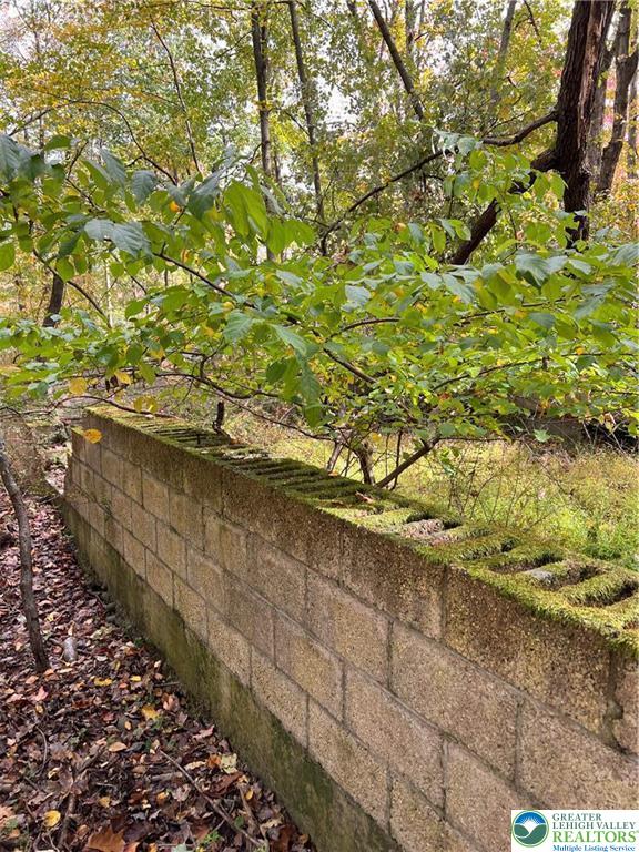 2747 Lake Drive Property Photo 1
