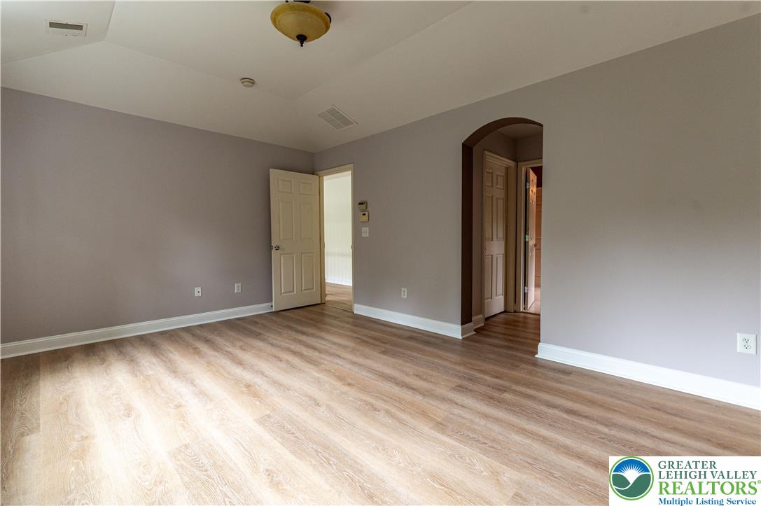 780 Ramblewood Drive Property Photo 43