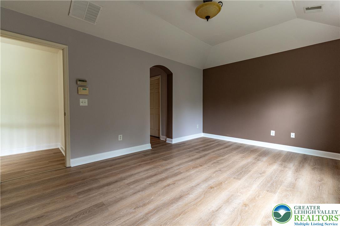 780 Ramblewood Drive Property Photo 44
