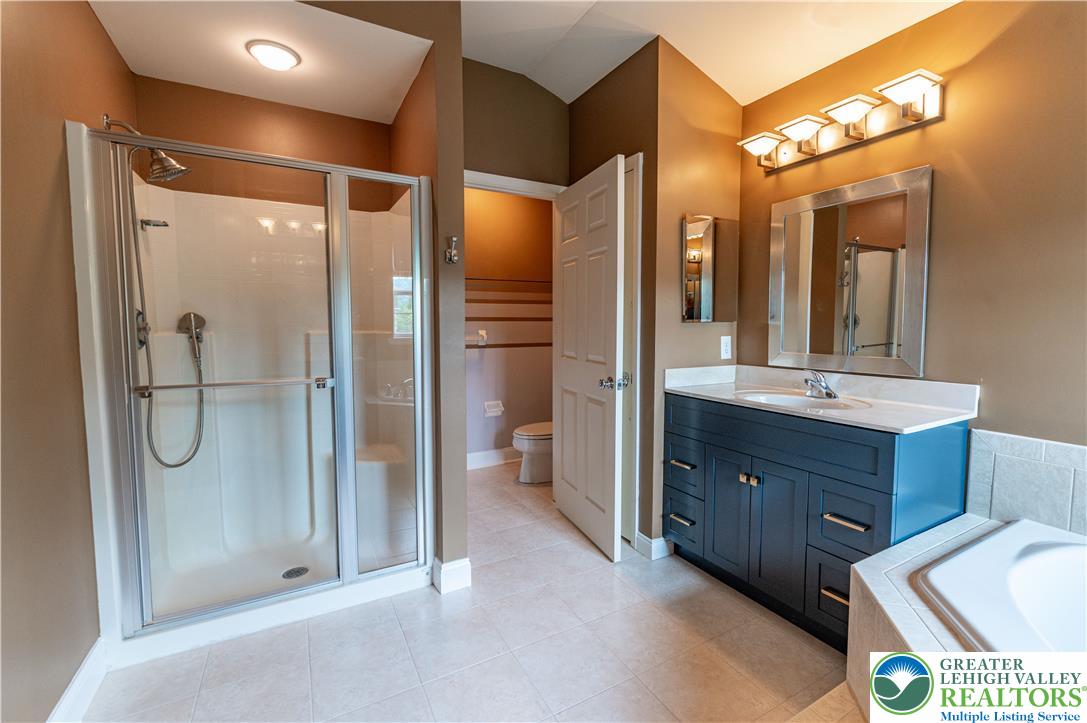 780 Ramblewood Drive Property Photo 49