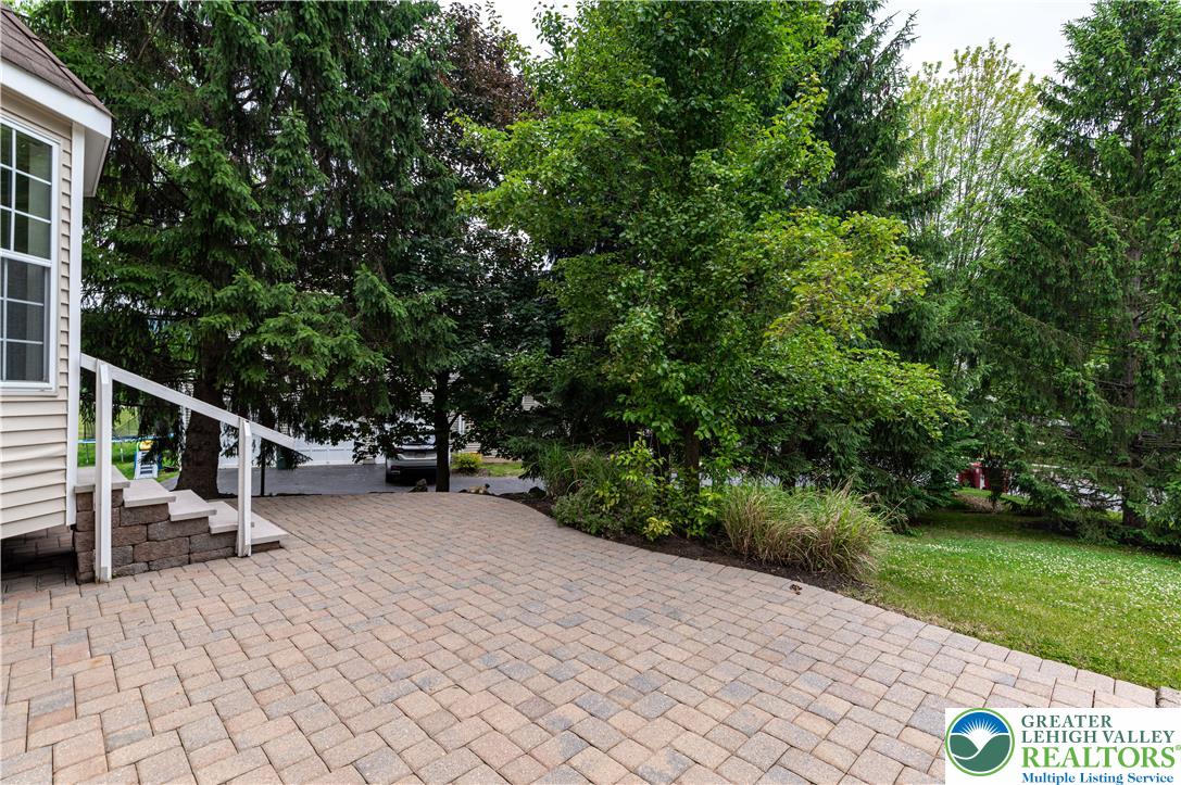 780 Ramblewood Drive Property Photo 64