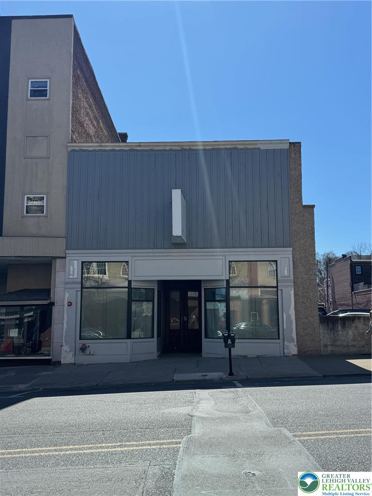 414 Northampton Street Property Photo 1