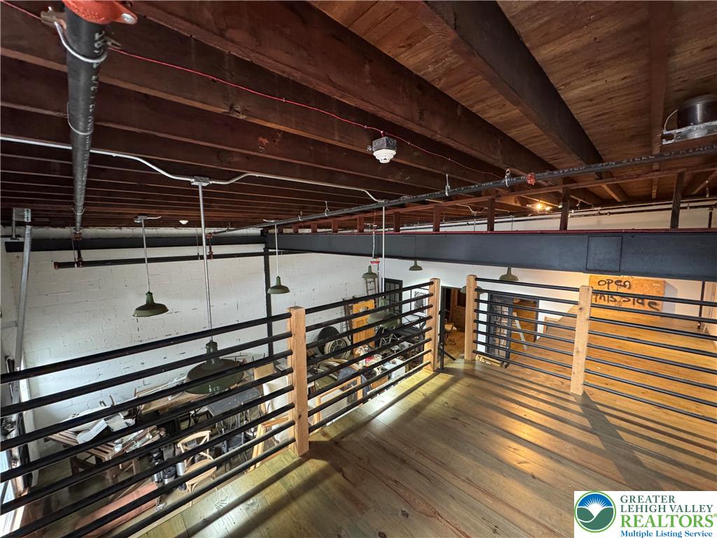 414 Northampton Street Property Photo 9