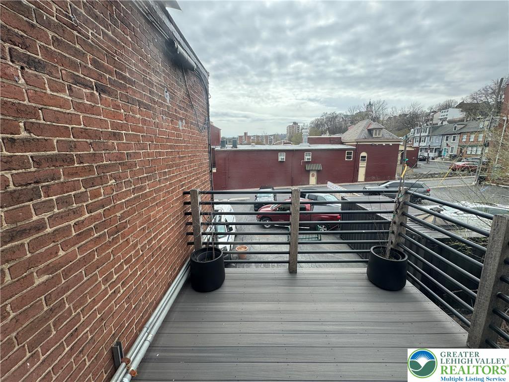 414 Northampton Street Property Photo 10