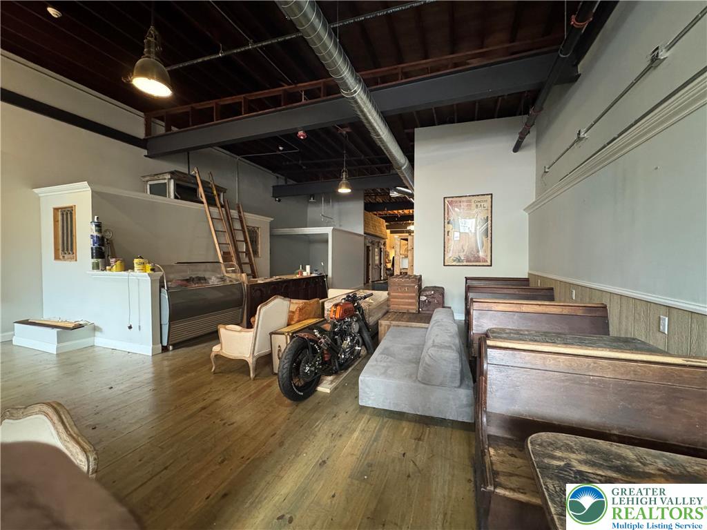 414 Northampton Street Property Photo 12