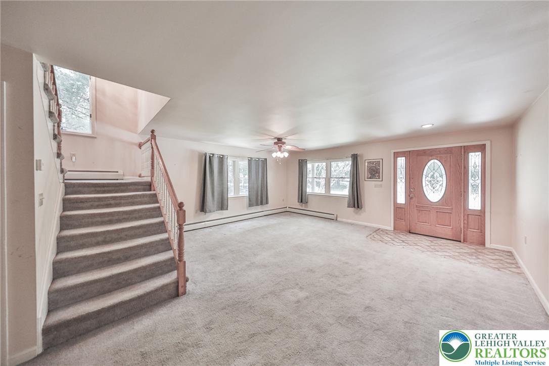 152 Inverhouse Road Property Photo 6