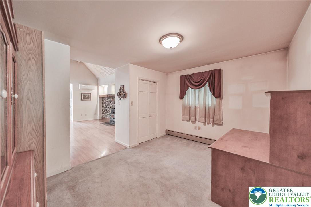 152 Inverhouse Road Property Photo 8