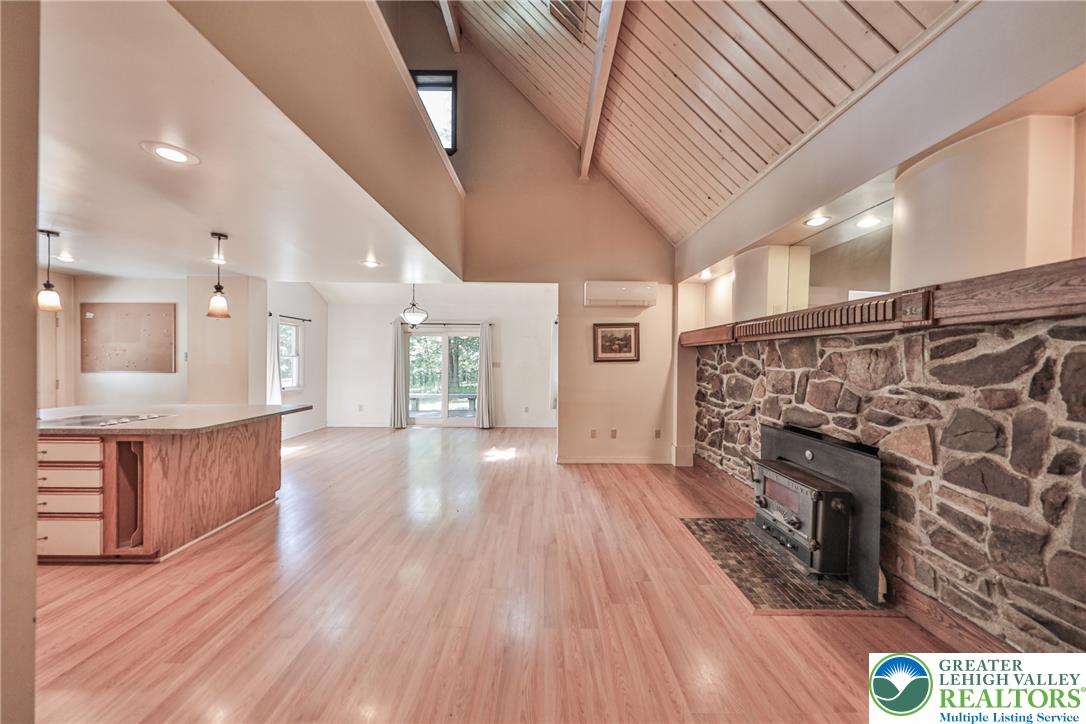 152 Inverhouse Road Property Photo 17