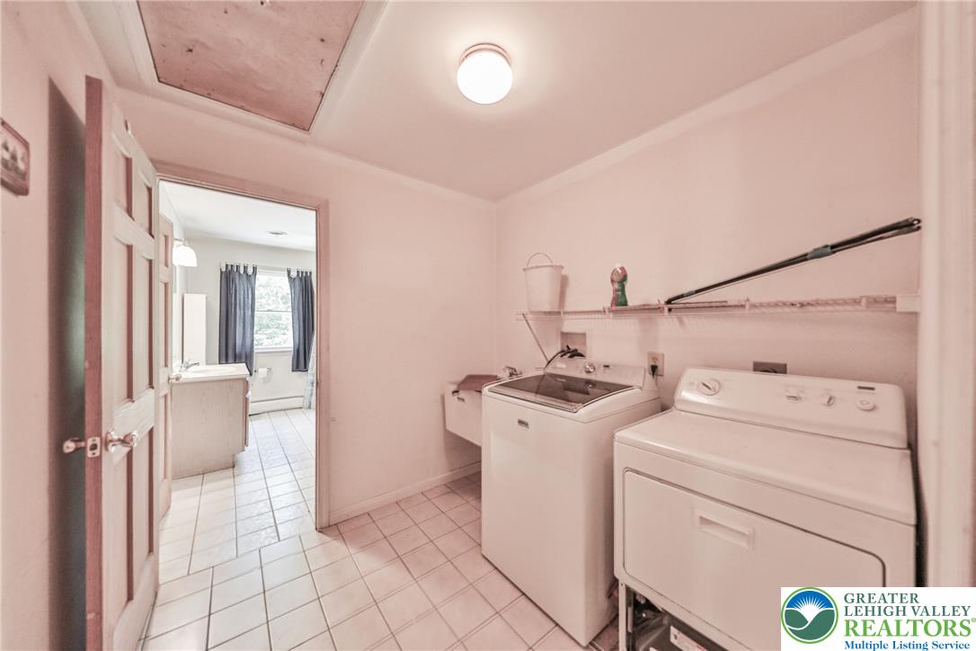152 Inverhouse Road Property Photo 39