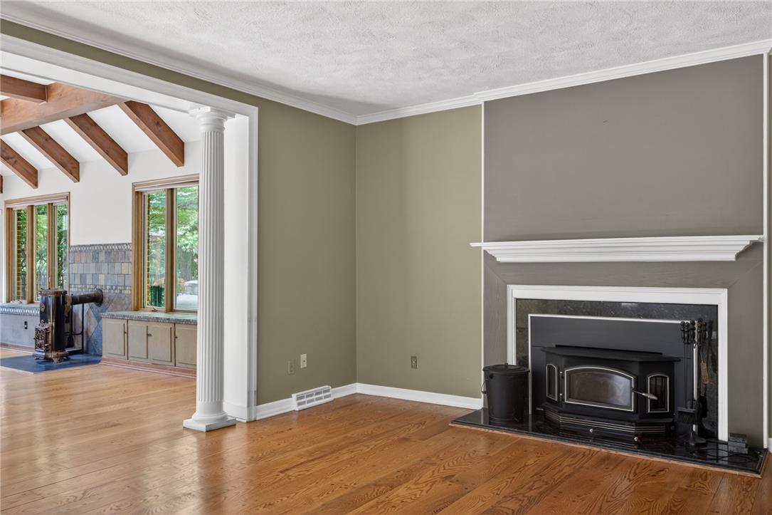 1371 Stoke Park Road Property Photo 13