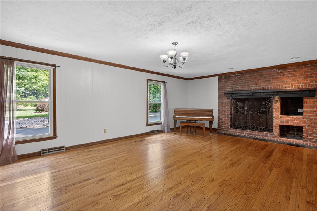 1371 Stoke Park Road Property Photo 18