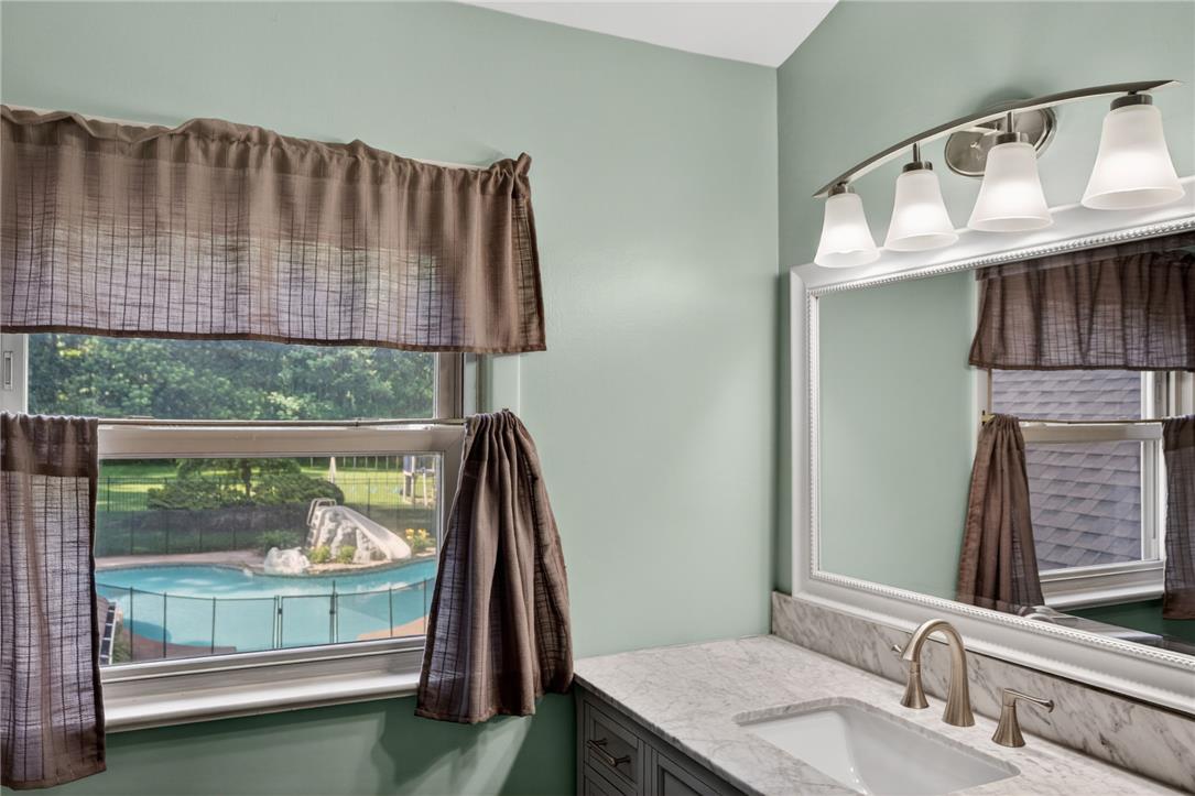 1371 Stoke Park Road Property Photo 38