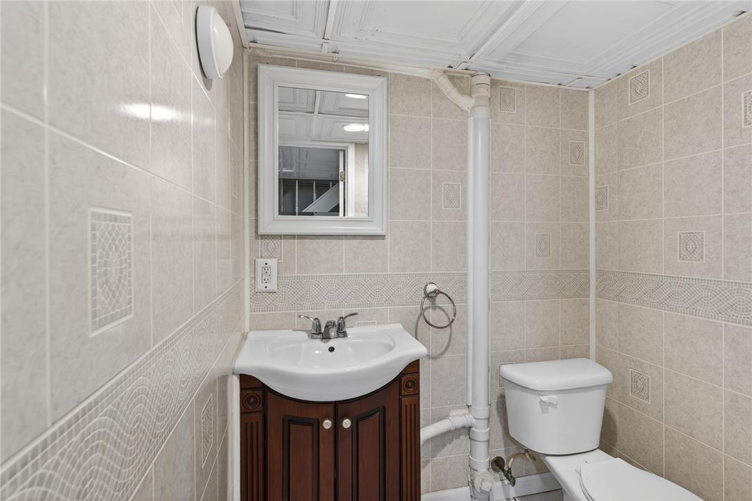 1371 Stoke Park Road Property Photo 51