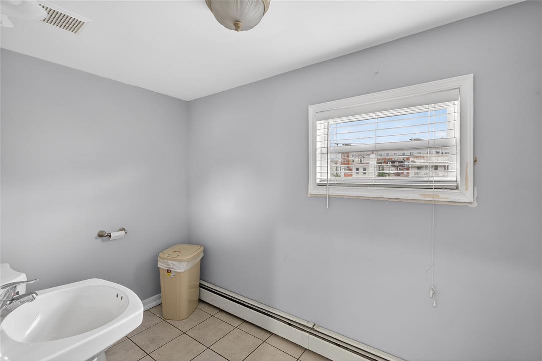 449 West Linden Street Property Photo 37