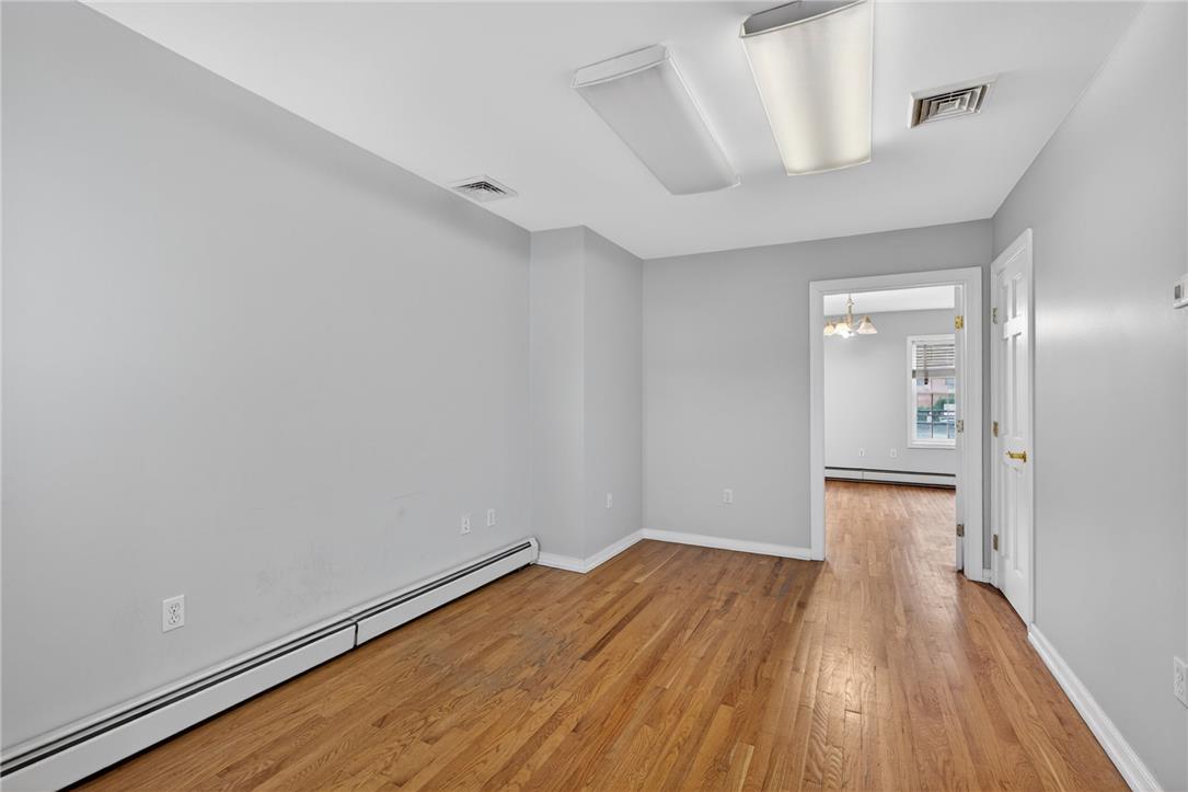 449 West Linden Street Property Photo 53