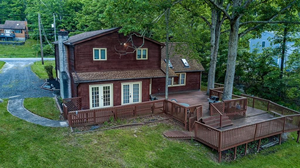 1247 Stony Hollow Circle Property Photo 2