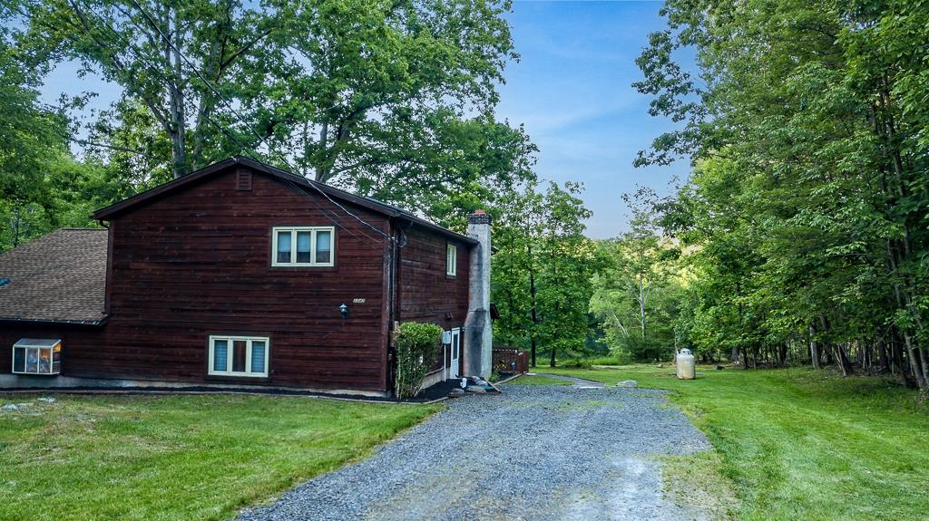 1247 Stony Hollow Circle Property Photo 3