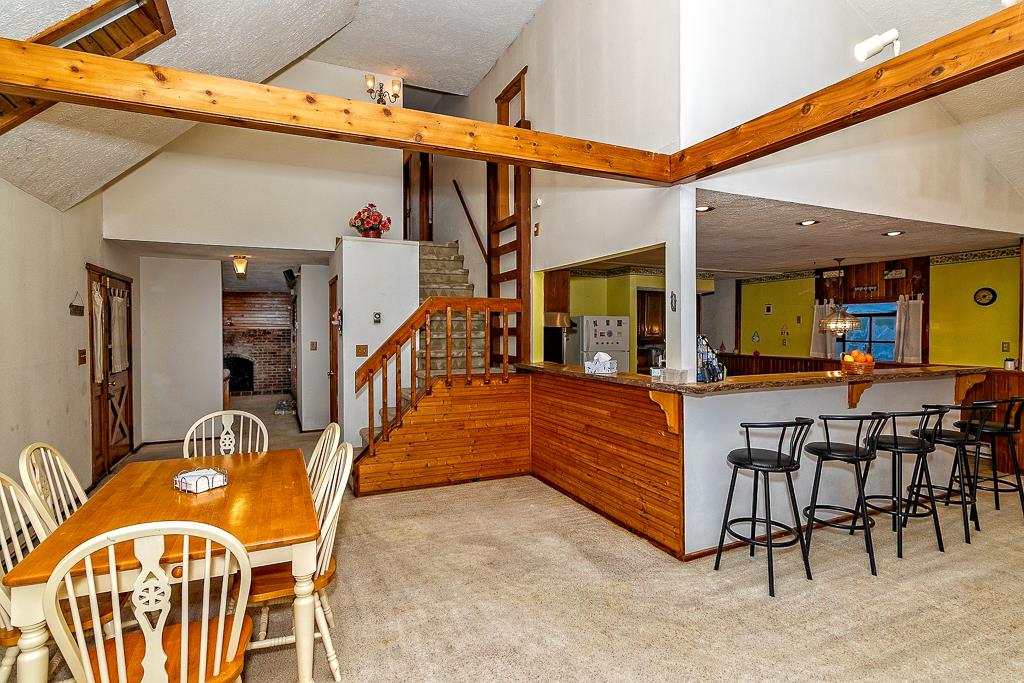 1247 Stony Hollow Circle Property Photo 7