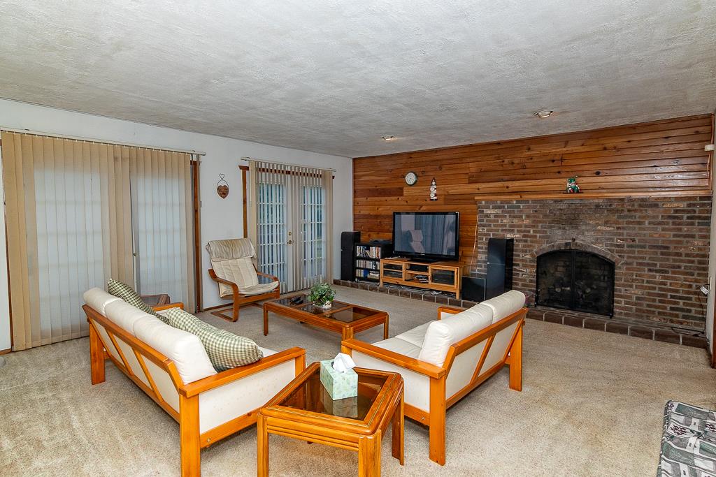 1247 Stony Hollow Circle Property Photo 11