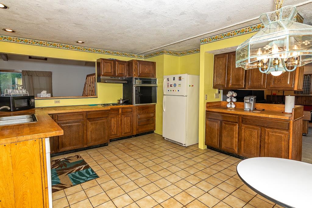 1247 Stony Hollow Circle Property Photo 16