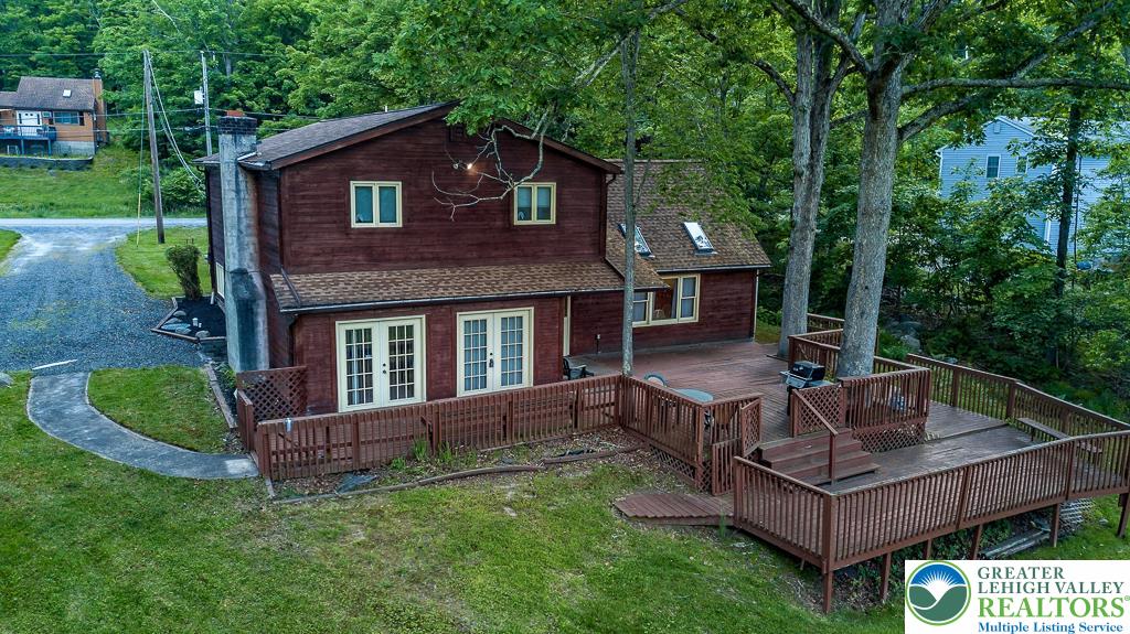 1247 Stony Hollow Circle Property Photo 2