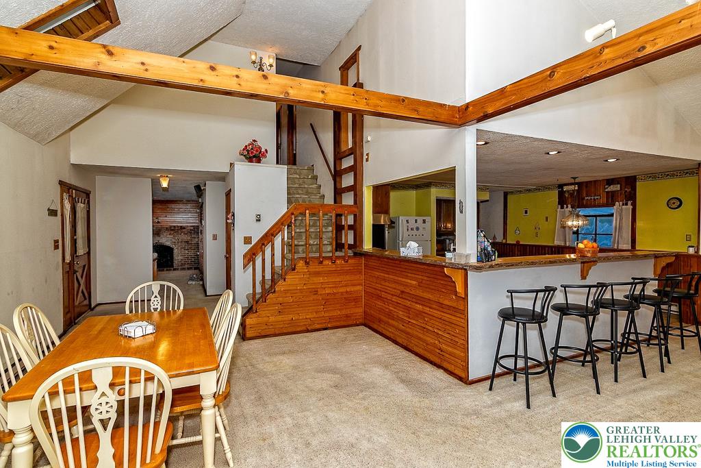 1247 Stony Hollow Circle Property Photo 9