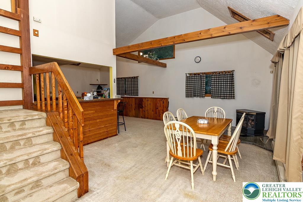 1247 Stony Hollow Circle Property Photo 11