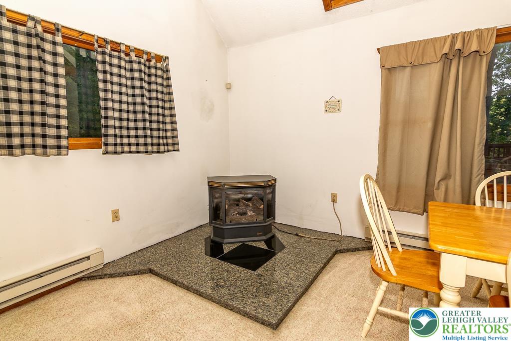 1247 Stony Hollow Circle Property Photo 12