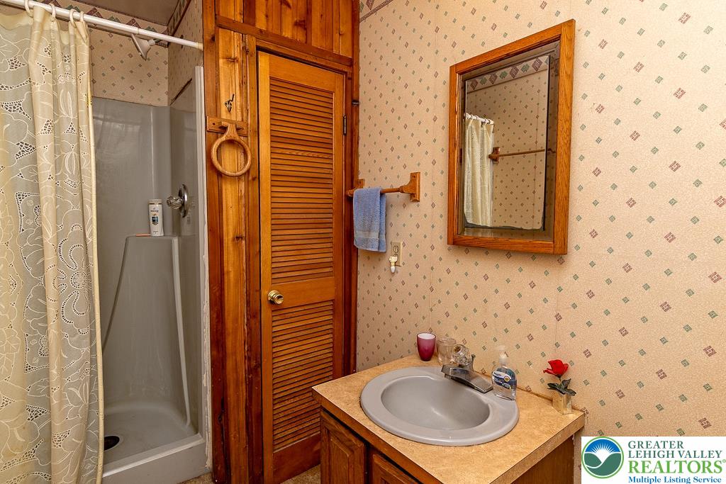 1247 Stony Hollow Circle Property Photo 19