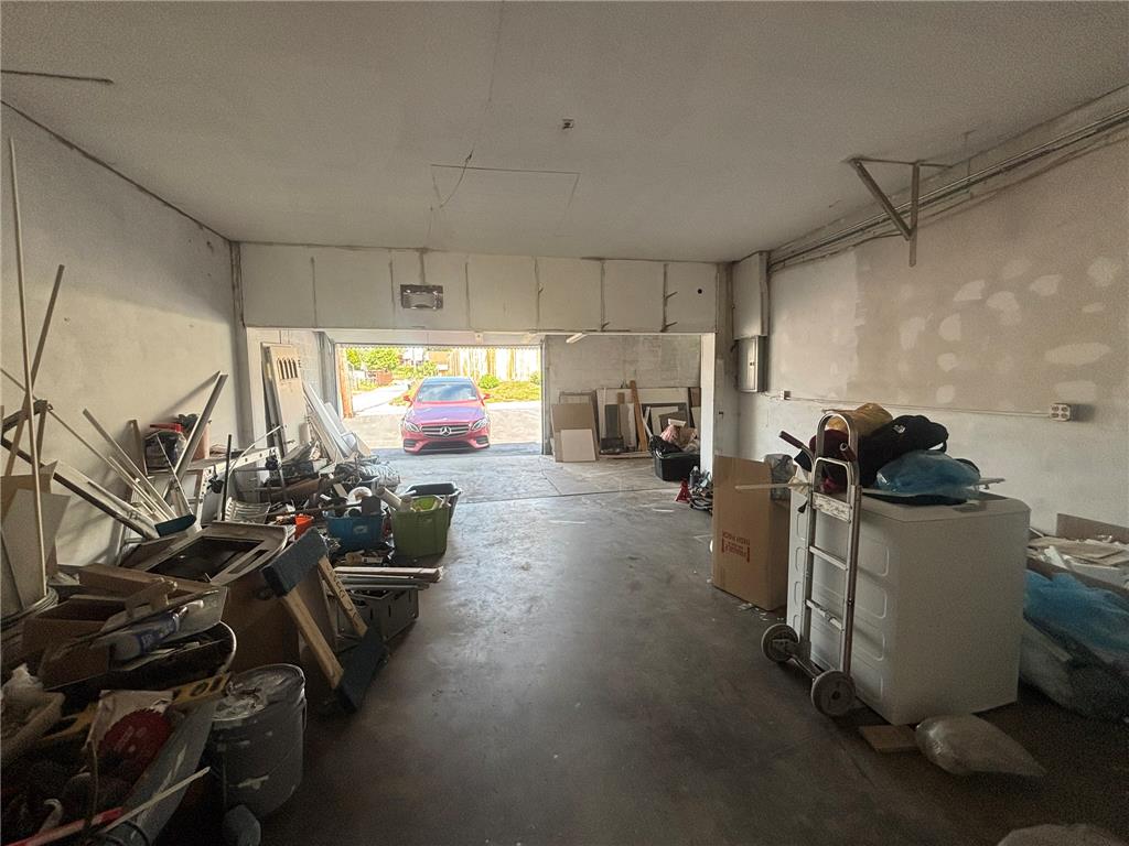 1465 Stefko Boulevard Property Photo 22