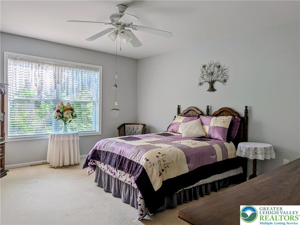 314 Golden Oaks Drive Property Photo 12