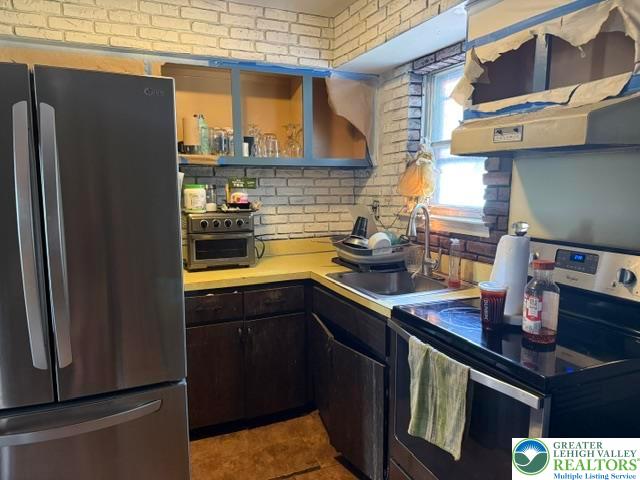 2860 Huron Street Property Photo 3