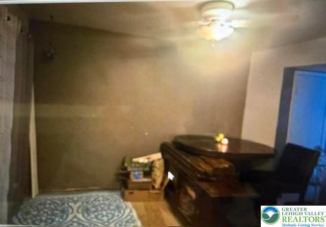 2860 Huron Street Property Photo 4