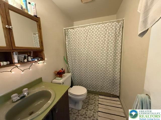 2860 Huron Street Property Photo 9