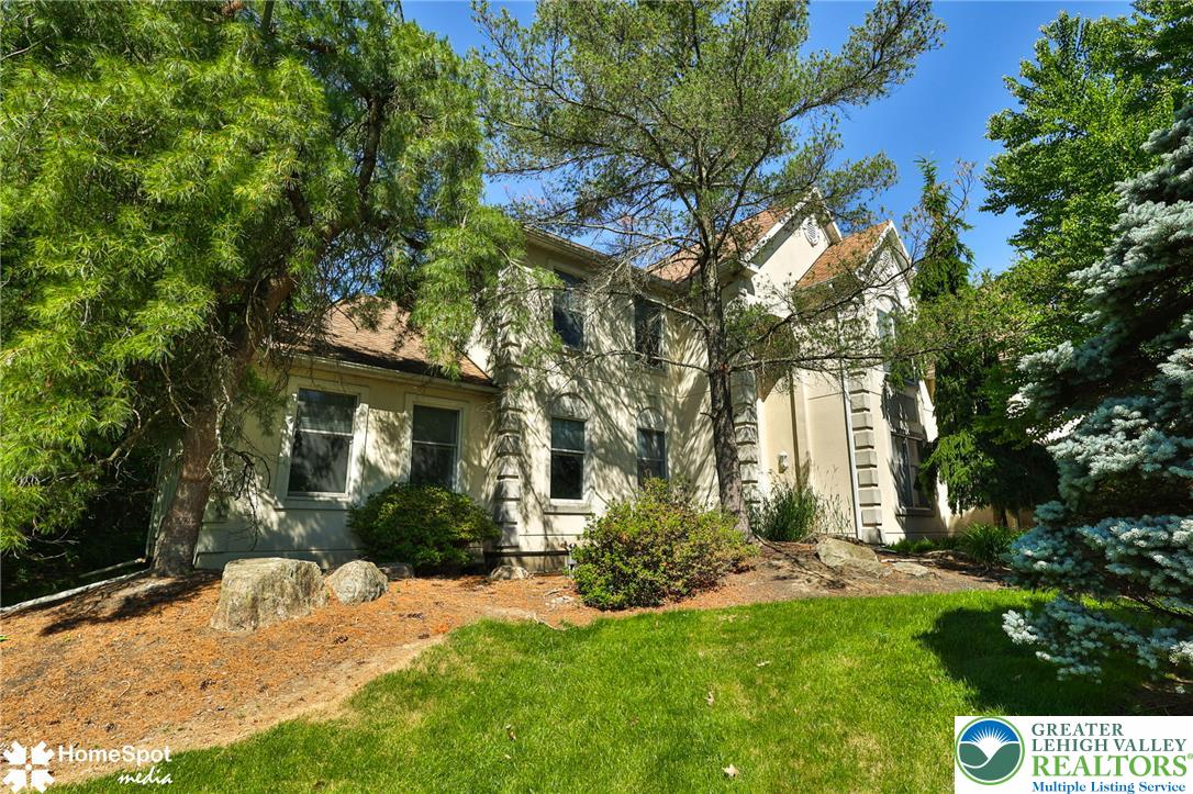 1614 Penns Crossing Property Photo 2