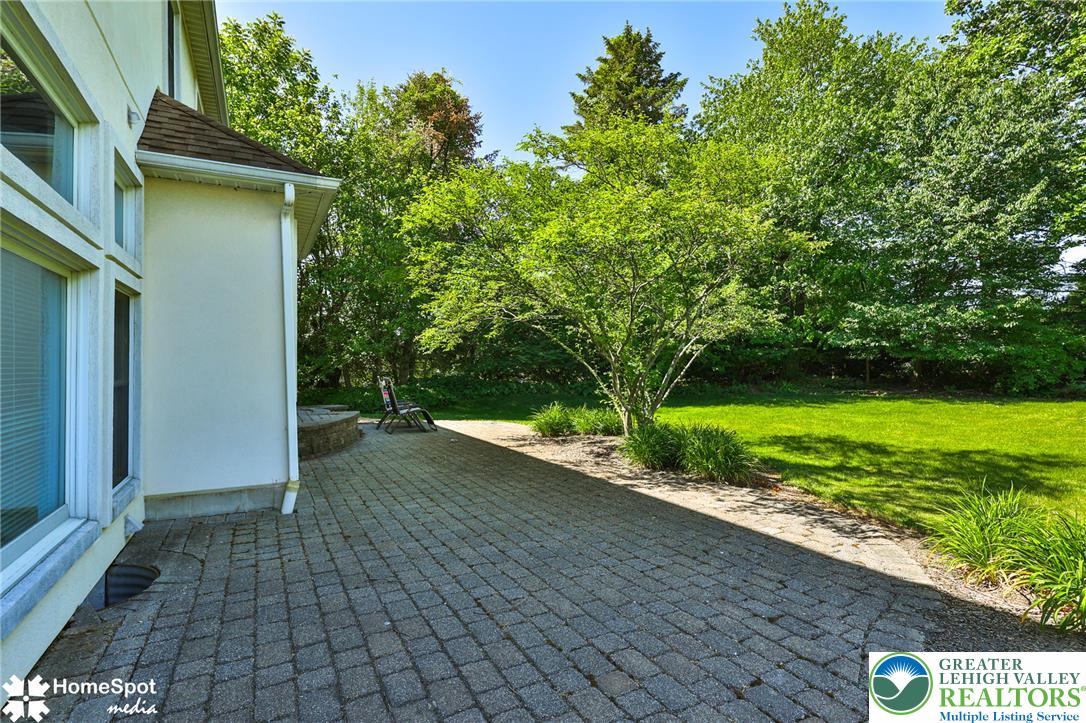 1614 Penns Crossing Property Photo 9