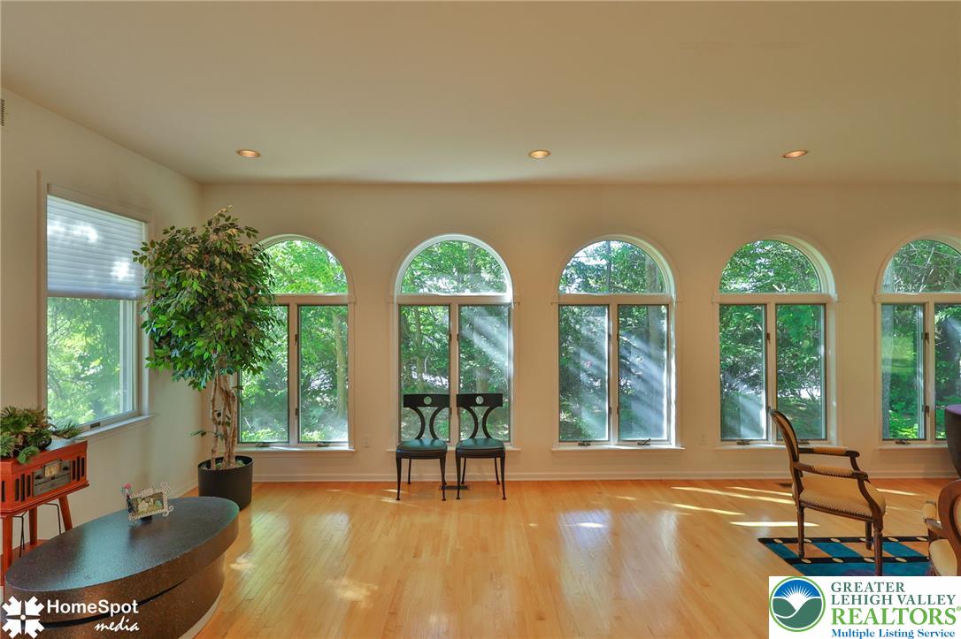 1614 Penns Crossing Property Photo 18