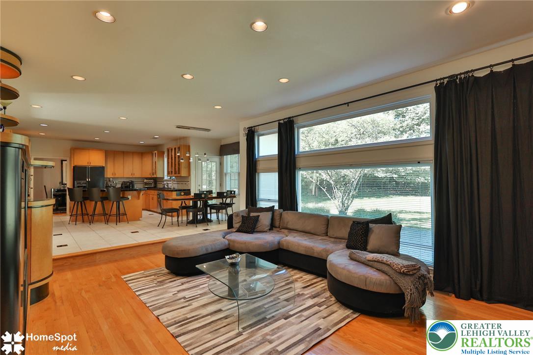 1614 Penns Crossing Property Photo 33