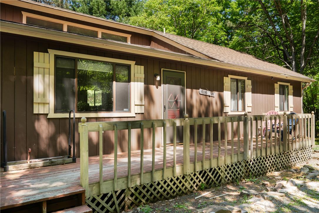 251 Mckuen Way Property Photo 4