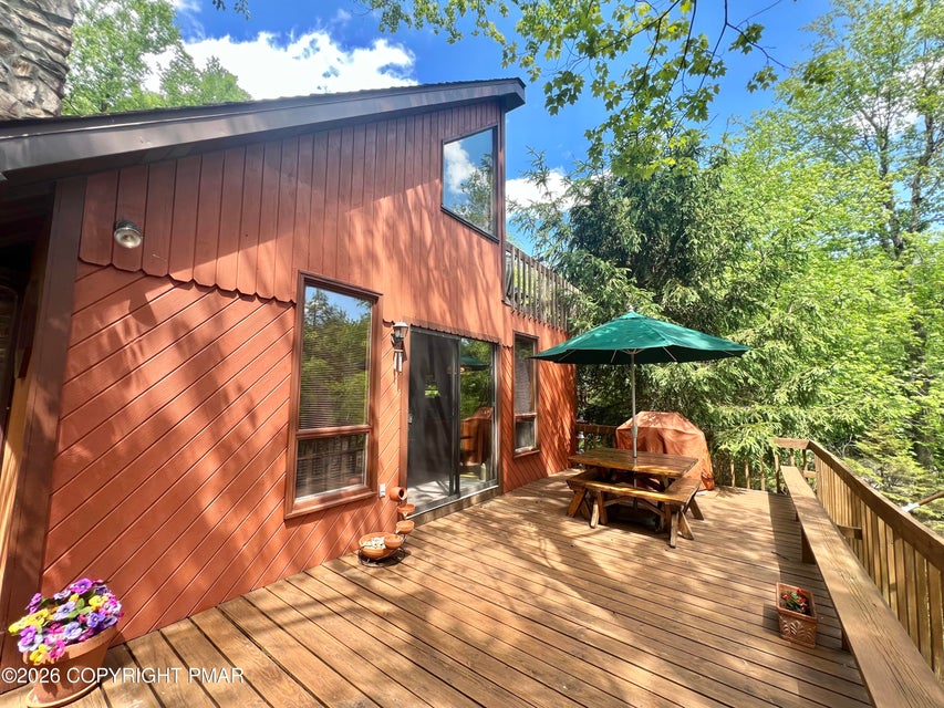 15 Chalet Court Property Photo 1