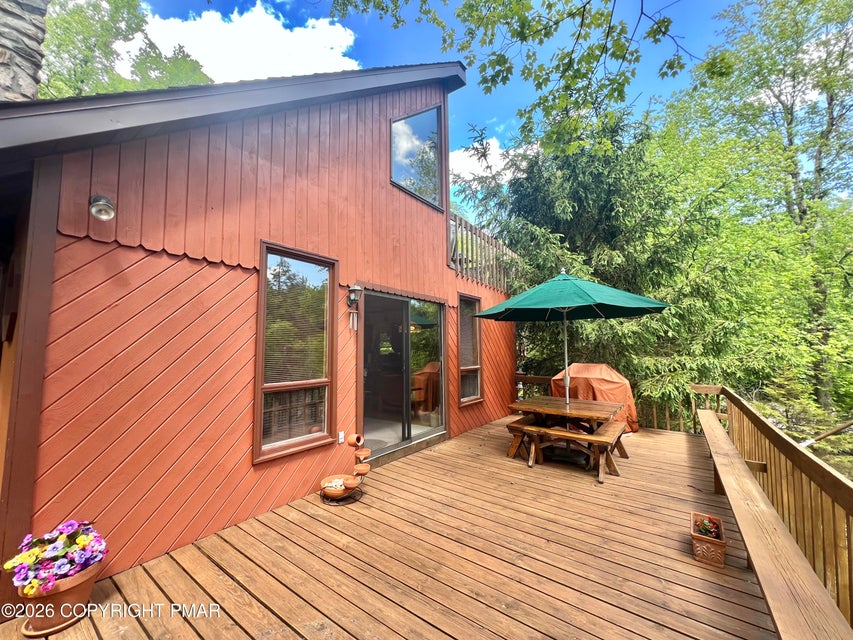 15 Chalet Court Property Photo 32