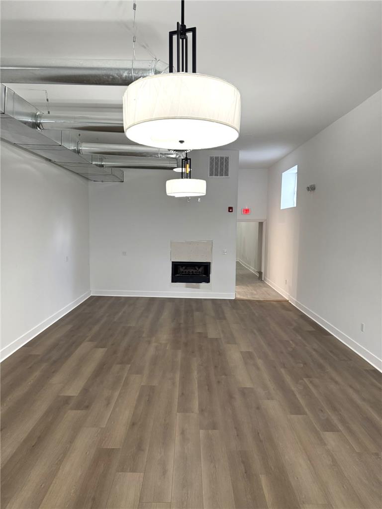128 South First Street Property Photo 7