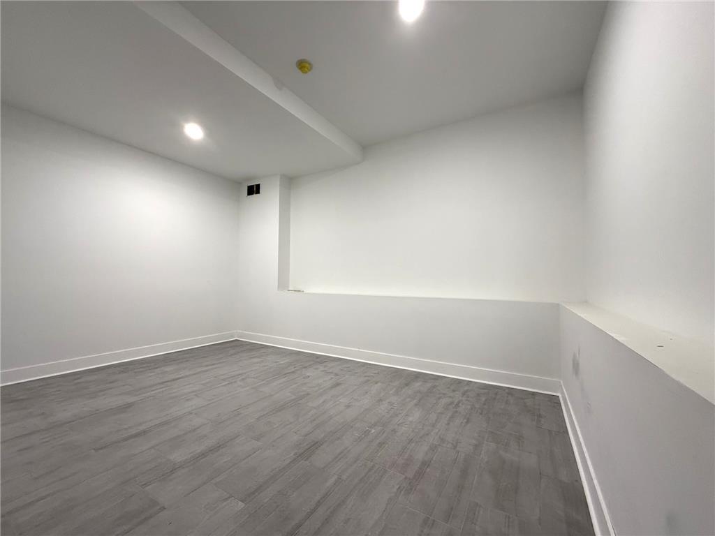 128 South First Street Property Photo 8