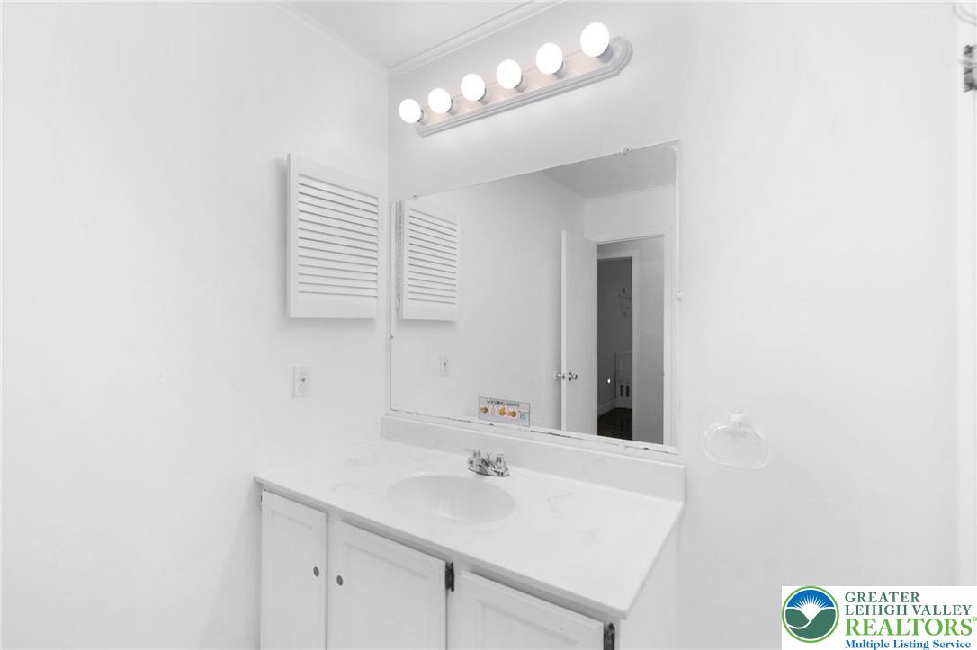 256 Sundance Road Property Photo 33